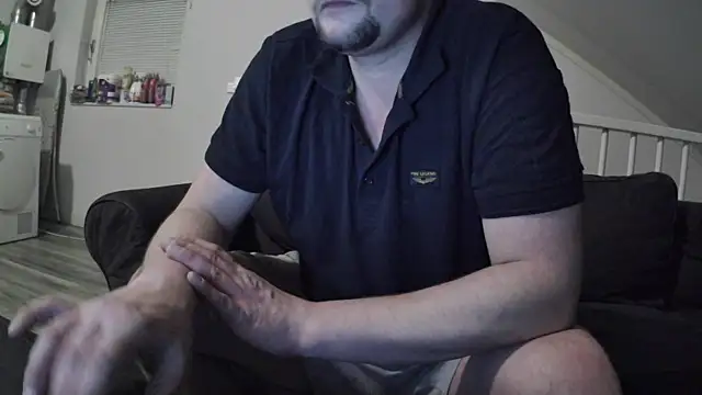 YourLoveBoyKevin online show from 14, 2, 2025