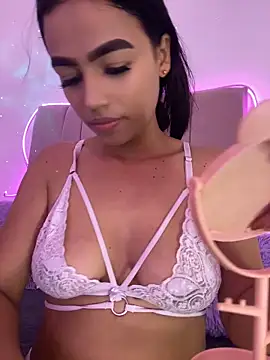 Snapshot of trex_x chatting on 24, 4, 2026 trex x online show from 24, 4, 2026