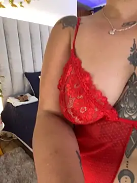 Snapshot of Madissonlove_1 chatting on 2, 10, 2025 Madissonlove 1 online show from 2, 10, 2025
