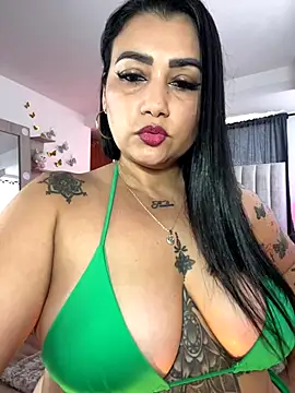 Snapshot of Madissonlove_1 chatting on 9, 10, 2025 Madissonlove 1 online show from 9, 10, 2025