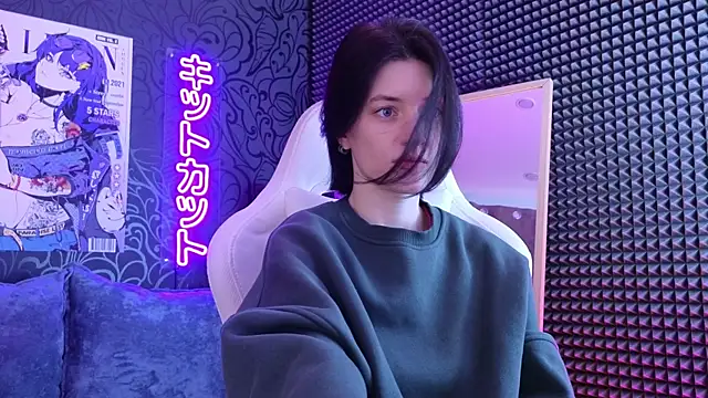 roxy riot  online show from 28, 2, 2025