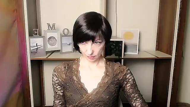  AngeliaFlow  online show from 10, 1, 2026