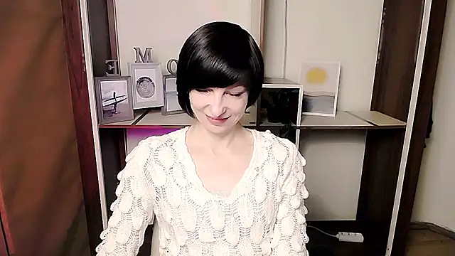 Snapshot of _AngeliaFlow_ chatting on 9, 2, 2026 AngeliaFlow online show from 9, 2, 2026