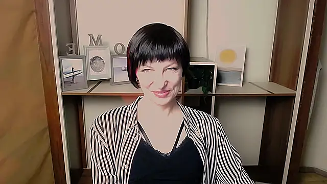 Snapshot of _AngeliaFlow_ chatting on 24, 2, 2026 AngeliaFlow online show from 24, 2, 2026