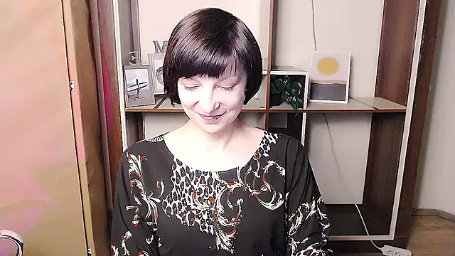  AngeliaFlow  online show from 12, 4, 2026