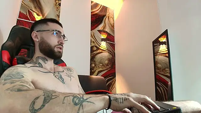 Snapshot of Luke_davis01 chatting on 19, 9, 2025 Luke davis01 online show from 19, 9, 2025