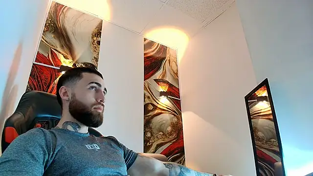 Snapshot of Luke_davis01 chatting on 5, 5, 2026 Luke davis01 online show from 5, 5, 2026