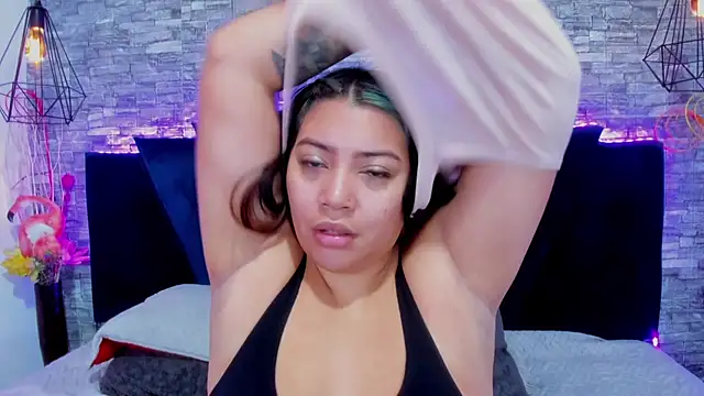 Sophia Brunett online show from 2, 4, 2026