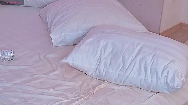 Nicole Hampton online show from 20, 2, 2025