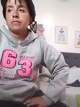 Saori Sann  online show from 21, 10, 2025