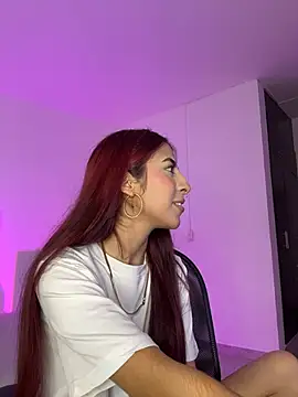 Mirandaa Rogers online show from 17, 4, 2026