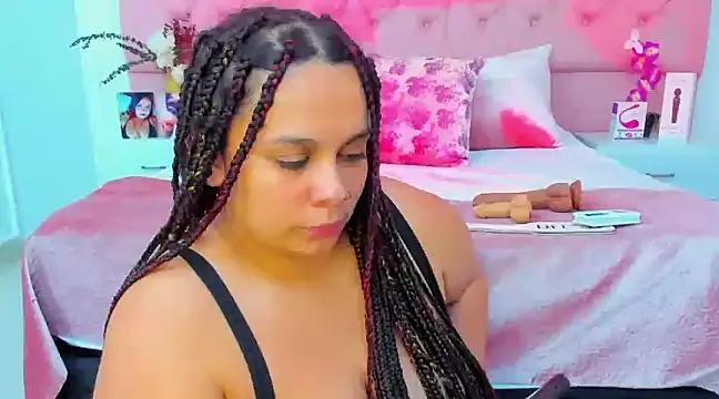 KourtneyEvans online show from 6, 2, 2025