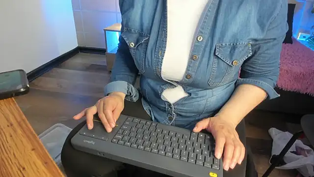  michonne  online show from 9, 4, 2026