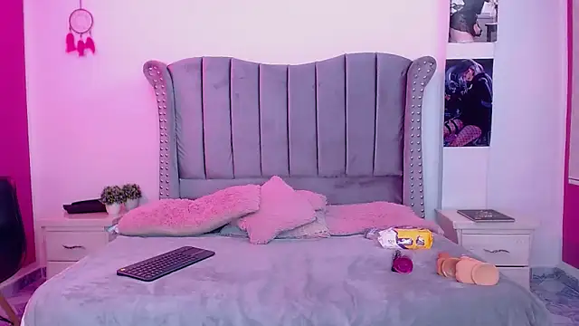 Snapshot of melody_toy chatting on 10, 9, 2025 melody toy online show from 10, 9, 2025