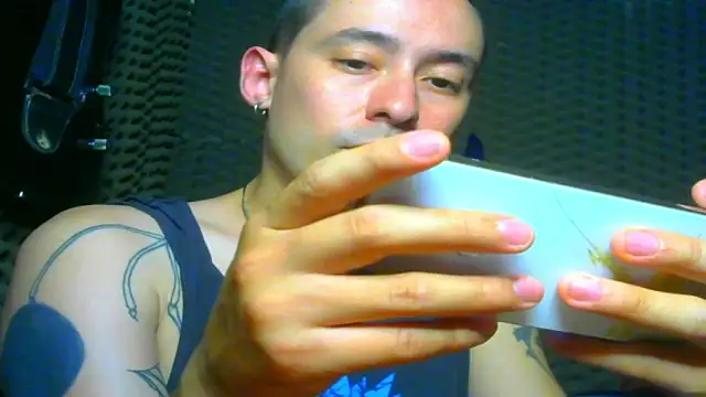 Snapshot of vampireathome chatting on 16, 3, 2025 vampireathome online show from 16, 3, 2025