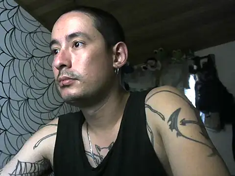 Snapshot of vampireathome chatting on 4, 5, 2026 vampireathome online show from 4, 5, 2026