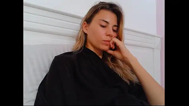 Snapshot of Goddess_Lia chatting on 6, 2, 2025 Goddess Lia online show from 6, 2, 2025