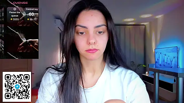 EmiliaZen online show from 5, 4, 2026