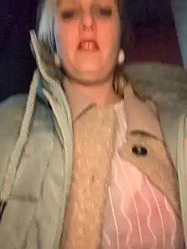 Snapshot of Sexybiene969 chatting on 10, 1, 2026 Sexybiene969 online show from 10, 1, 2026