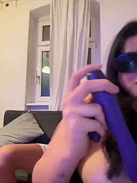 ArabTitsLeyla online show from 8, 2, 2025