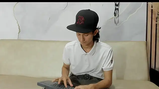 Snapshot of LucioDelDuque chatting on 20, 2, 2025 LucioDelDuque online show from 20, 2, 2025