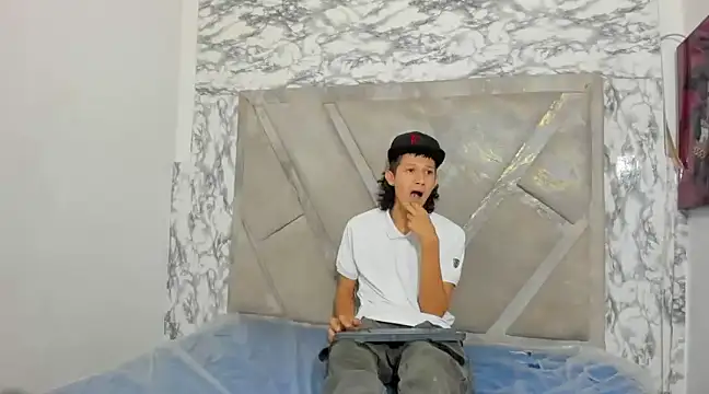 Snapshot of LucioDelDuque chatting on 20, 2, 2025 LucioDelDuque online show from 20, 2, 2025
