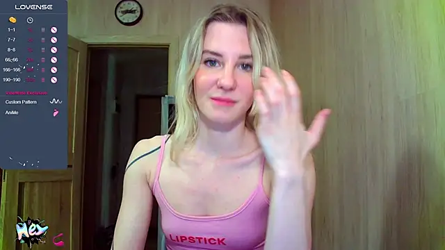 Caramel piegirl online show from 14, 10, 2025