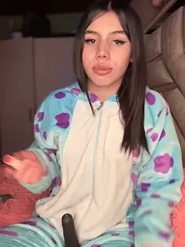 Laura-Khalifa online show from 9, 11, 2025