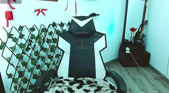 imcleo xoxo online show from 25, 2, 2025