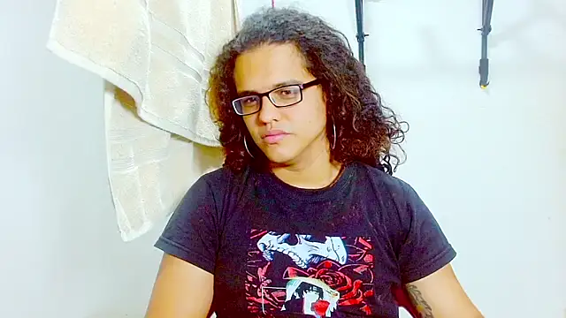 Snapshot of Diane_blossom chatting on 8, 2, 2025 Diane blossom online show from 8, 2, 2025