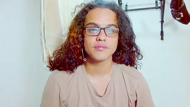 Snapshot of Diane_blossom chatting on 15, 2, 2025 Diane blossom online show from 15, 2, 2025