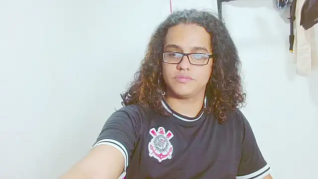 Snapshot of Diane_blossom chatting on 5, 3, 2025 Diane blossom online show from 5, 3, 2025