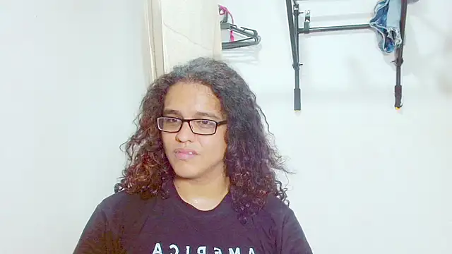 Snapshot of Diane_blossom chatting on 8, 3, 2025 Diane blossom online show from 8, 3, 2025