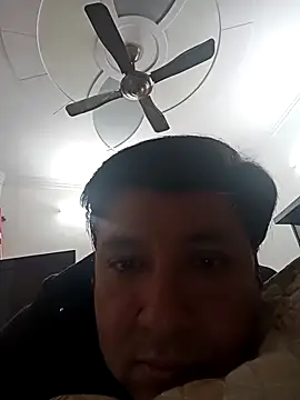 innocentboy1987 online show from 10, 3, 2025