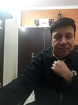 innocentboy1987 online show from 22, 12, 2025