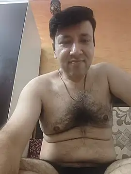 innocentboy1987 online show from 10, 7, 2026