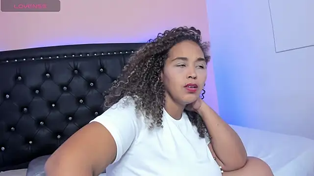 nina caster online show from 13, 2, 2025