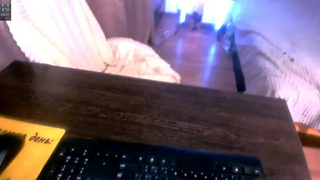 holyharlot online show from 21, 2, 2025