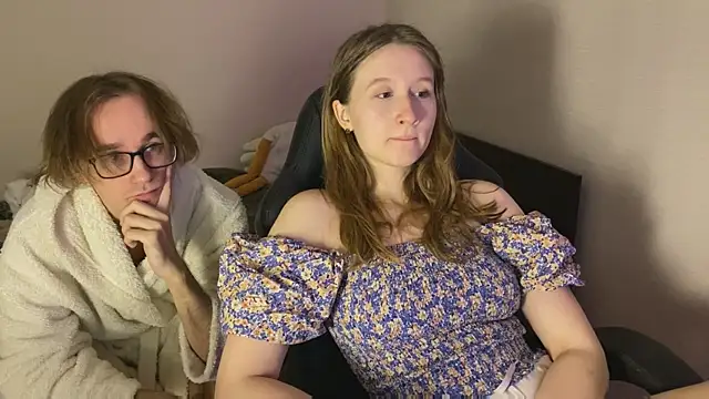 Sabrinaanddaniel online show from 10, 11, 2025