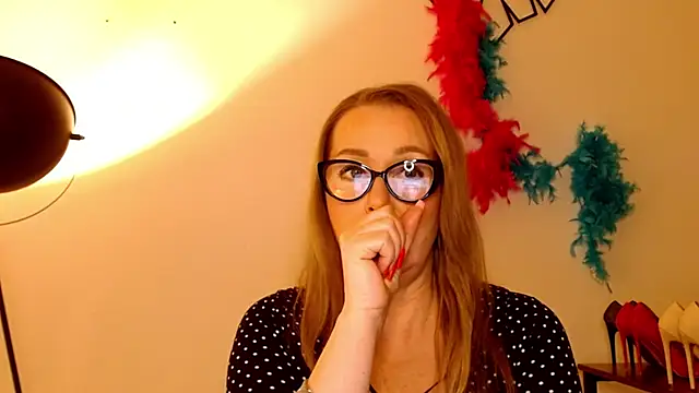 leaxSTAR online show from 20, 2, 2025