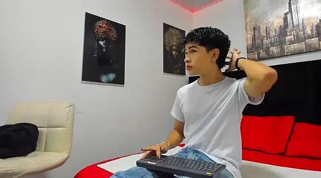 Aiiden 15 online show from 19, 2, 2025