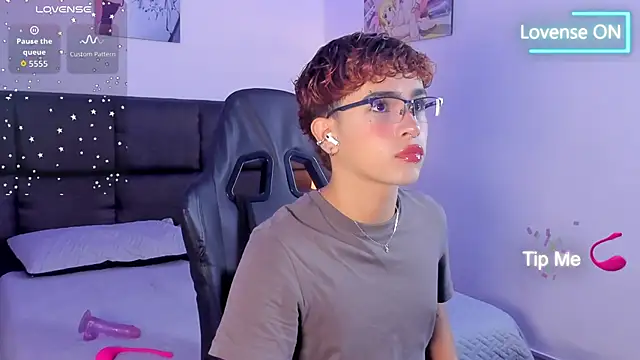 Aiiden 15 online show from 23, 9, 2025