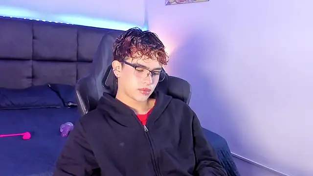 Aiiden 15 online show from 17, 10, 2025