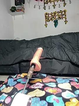 orianna submissive24 online show from 25, 4, 2026