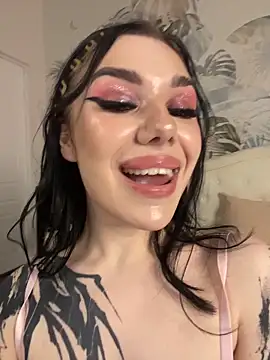 Snapshot of MaeveMoon chatting on 15, 3, 2026 MaeveMoon online show from 15, 3, 2026