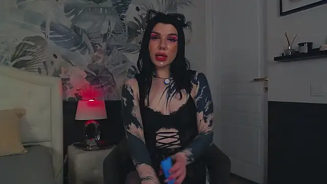 Snapshot of MaeveMoon chatting on 21, 3, 2026 MaeveMoon online show from 21, 3, 2026