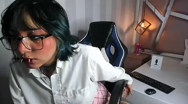 Snapshot of DarkMysterysF chatting on 13, 3, 2025 DarkMysterysF online show from 13, 3, 2025