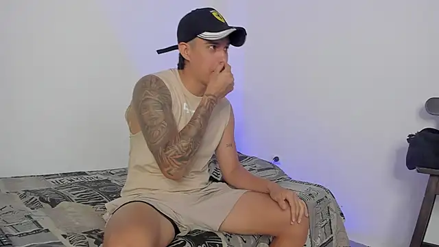 Snapshot of hugosan12 chatting on 3, 10, 2025 hugosan12 online show from 3, 10, 2025