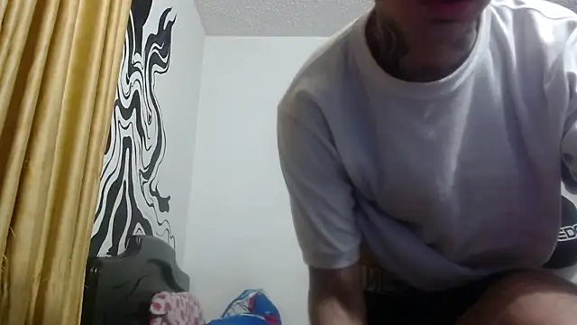 Snapshot of Noctem1 chatting on 26, 9, 2025 Noctem1 online show from 26, 9, 2025