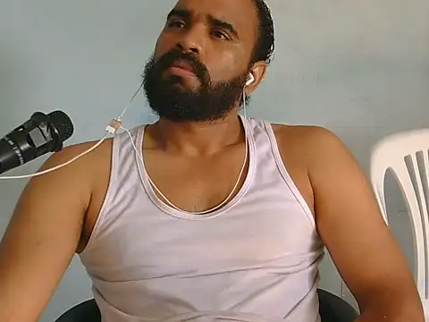 Snapshot of YOX22 chatting on 27, 5, 2026 YOX22 online show from 27, 5, 2026